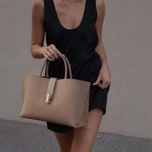 Wholesale Supply Trendy Leather Shoulder <b>Purse</b> For Women Modern Fashion <b>Large</b> Bag Available At Reasonable Price - Product Image 1