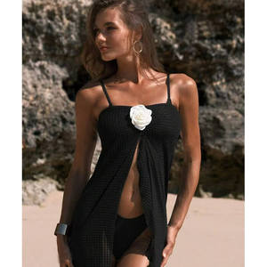 Robe <span class=keywords><strong>de</strong></span> plage texturée fendue pour <span class=keywords><strong>femme</strong></span>, sarong midi à bretelles spaghetti avec fleurs 3D pour les vacances d'été - Product Image 3