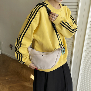 <span class=keywords><strong>กระเป๋า</strong></span>ไนลอนสะพายข้างแบบครึ่งวงกลม สายปรับได้ สไตล์ลำลอง สำหรับผู้หญิง ขายส่งราคาถูก - Product Image 4