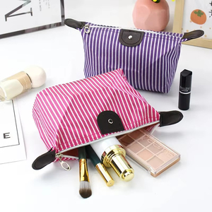 Petite trousse de toilette portable simple, élégante, à rayures, pour le maquillage, sac de rangement multifonctionnel pour cosmétiques - Product Image 1