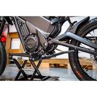 Sepeda Motor Listrik Talaria XXX Pro L1e 45km/jam Jarak Tempuh 100km Layar TFT 3,5 Inci E-Moto untuk Perjalanan Kota Sepeda Hybrid Listrik Dewasa