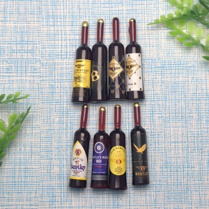 100 pièces bouteilles de vin rouge <span class=keywords><strong>résine</strong></span> charme boissons boucles d'oreilles breloque colliers bijoux bricolage fabrication fournitures <span class=keywords><strong>porte</strong></span>-clés - Product Image 3