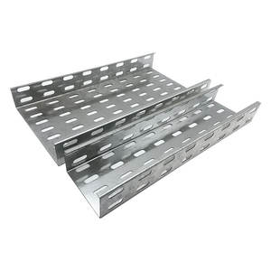 Bandeja Portacables Perforada para Cableado de Techo en Complejos Comerciales, Canalización Metálica Ignífuga con Recubrimiento Estético y Duradero - Product Image 4