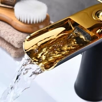 Robinet d'évier de salle de bain cascade moderne à une poignée