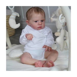 <span class=keywords><strong>60Cm</strong></span> <span class=keywords><strong>Reborn</strong></span> pas cher Silicone Bebe réel nouveau-né enfant en bas âge nouveau populaire Cameron en blanc 3D peau haute qualité Art poupée cadeau - Product Image 1