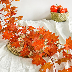 5 pièces érable artificiel réaliste Simulation fausses feuilles d'érable vignes <span class=keywords><strong>pour</strong></span> Festival Halloween automne récolte décoration de la maison - Product Image 6
