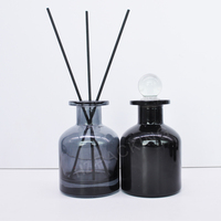 Flacon diffuseur roseau en verre de luxe et unique avec logo personnalisé 100ml 150ml 250ml Diffuseur rond vide transparent avec bâton et couvercle