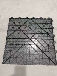 Design moderne Carrelages de sol à emboîtement pour garage Traitement de surface <span class=keywords><strong>du</strong></span> <span class=keywords><strong>parquet</strong></span> en vinyle PP imperméable et antidérapant résistant à l'usure - Product Image 6
