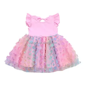 Цельнокроеное детское летнее платье до колен с цветочным кружевом и рукавами-фонариками