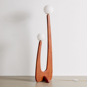 โคมไฟตั้งพื้นไม้เนื้อแข็งสไตล์เดนมาร์กย้อนยุค สไตล์อินสตาแกรม วินเทจ สำหรับห้องนอนสาวๆ ห้องนั่งเล่น หรือโรงแรม โครงโครเมียม - Product Image 3