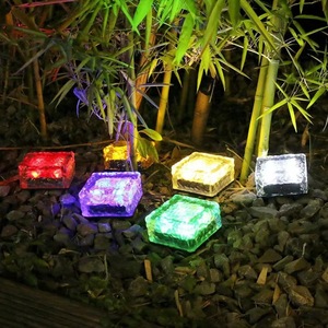 Lampe solaire en forme de brique de glace pour extérieur, jardin, pelouse, étanche, 6-8 heures d'éclairage, bloc lumineux décoratif - Product Image 3