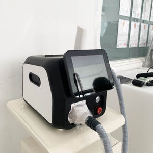 Peeling au carbone portable et peau de machine de détatouage au laser Yag picoseconde Machine laser 2 en 1 Pico et laser - Product Image 1