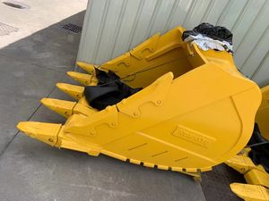 El Cubo de 1,6 M es adecuado para varias marcas y está hecho de placa de acero resistente al desgaste Nm400 - Product Image 4