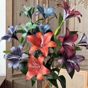 Fleurs de lys imprimées en 3D KW-F011, 3 têtes, fleurs artificielles en latex au toucher réel pour la décoration de la maison - Product Image 4