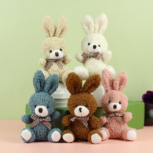 Peluche Coniglio Seduto All'ingrosso, Simpatico, con Orecchie Lunghe e Sciarpa, Imbottito in Cotone PP, Ciondolo per Zaino da Donna, Accessorio per Abbigliamento - Product Image 1