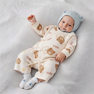Vêtements pour bébés nouveau-nés J en pur coton avec motif de dessin animé, fermeture à lacets obliques, vêtements unisexes pour bébés, combinaison pour enfants nouveau-nés, vente en gros - Product Image 1