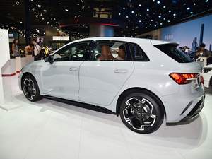 Venta caliente Audis <span class=keywords><strong>A3</strong></span> coche usado 1,5 T bajo kilometraje de segunda mano coche de gasolina para <span class=keywords><strong>Audi</strong></span> <span class=keywords><strong>A3</strong></span> 5 Asiento sedán compacto para la venta - Product Image 4