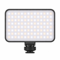 Lampe vidéo LED de poche RGB rechargeable et portable avec USB-C, température de couleur réglable pour le vlogging et le streaming en direct