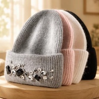 Bonnet tricoté chaud et épais pour femme, coupe-vent, confortable, élégant et polyvalent, avec strass glamour