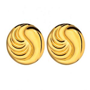 Boucles d'oreilles étoiles personnalisées en acier inoxydable doré de haute qualité, plaquées or 14 carats, bijoux tendance pour femmes - Product Image 6