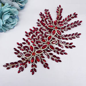 Somptueux 3D Floral Shimmer Rhinestone Dress Crystal Bridal Jewel Applique pour robe de mariée et accessoires pour cheveux - Product Image 3