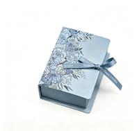 Boîte cadeau magnétique de luxe avec imprimé floral, boîte d'emballage cadeau en papier rigide avec nœud en ruban personnalisé pour anniversaire, mariage, cadeau