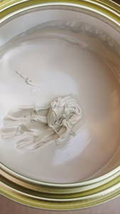 สีรองพื้นอะคริลิกแห้งเร็วพิเศษ เป็นมิตรต่อสิ่งแวดล้อม สำหรับรถยนต์ ชนิดน้ำ พร้อมสารทำให้แข็งตัวโพลีเอสเตอร์ ยึดเกาะดีเยี่ยม เติมเต็มร่องรอยได้ดี - Product Image 4