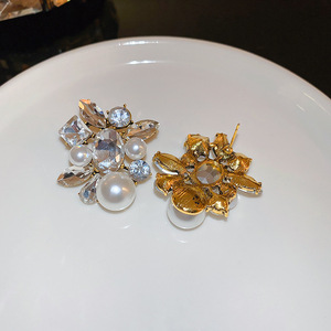 Aguja de plata con incrustaciones de diamantes, gota ovalada, perla, del Sur Corea, luz, lujo, gama alta, moda, venta al por mayor, pendientes de tuerca para mujer - Product Image 6