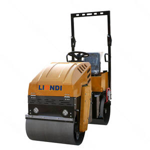 <span class=keywords><strong>Rouleau</strong></span> compresseur vibrant hydraulique autoporté de 1,5 tonne à double tambour en acier avec tambours à tranchées en option pour le compactage des fondations en asphalte - Product Image 3