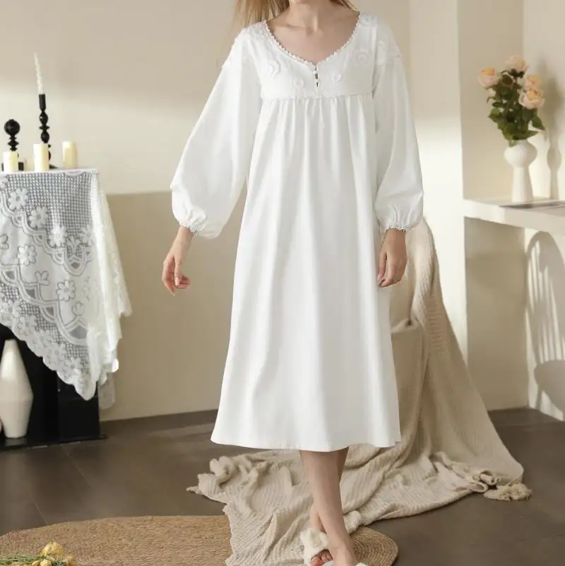 Individuelles Design Pyjamas 2024, Neu-Angebot elegantes Kleid mit Hosen Großhandel Übergröße Damen-Pyjama-Sets /