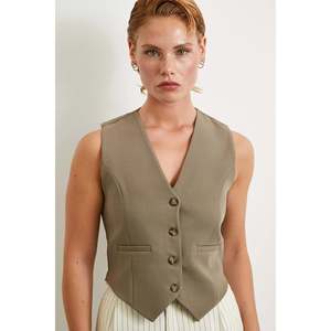 เสื้อกั๊กมีซับในสำหรับผู้หญิง สีกากี ปรับเอวได้ ใส่เป็นเสื้อนอก - Product Image 3