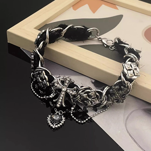 قلادة تشوكر من هيسيرا بتصميم عصري من سلسلة معدنية ثقيلة بطراز صناعي قوطي بانك مع صليب - Product Image 6