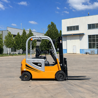 Chariot élévateur électrique de 2 tonnes à 4 roues avec moteur à courant alternatif et batterie au lithium certifié CE
