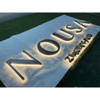 Enseigne lumineuse personnalisée en métal doré avec halo rétroéclairé, logo mural, lettres en relief LED, logo 3D intérieur ou extérieur, enseigne éclairée par LED