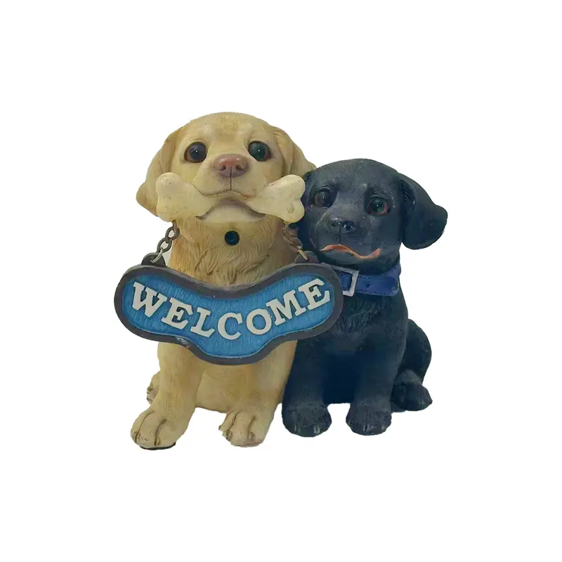 Özel iki sevimli köpek heykeli açık dekorasyon toptan yavru reçine heykelcik köpek karşılama heykeli ile
