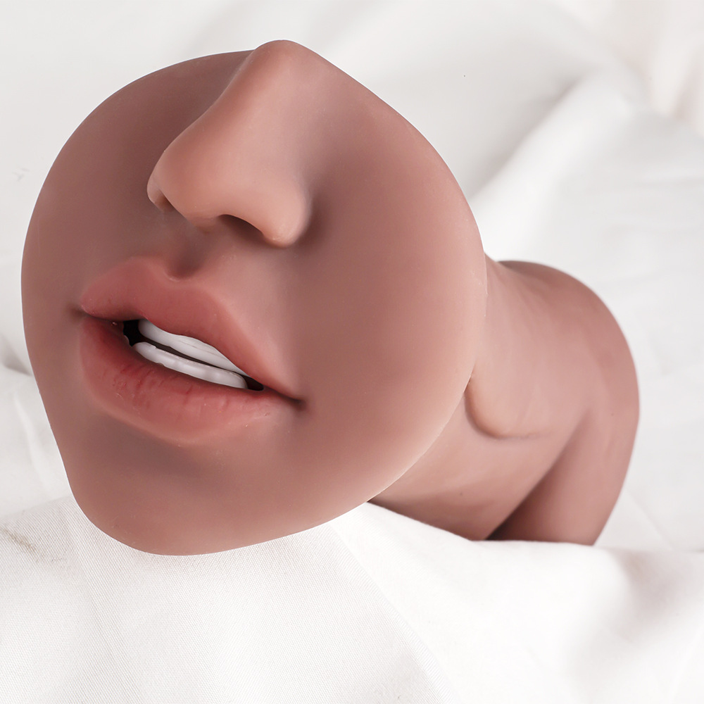 Marrón con dientes