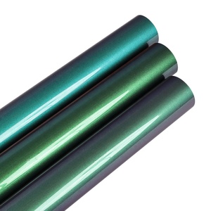 Wholesale Multiple Colors Chameleon Heat Transfer <strong>Vinyl</strong> Rolls Easy to Cut <strong>Vinyl</strong> Designs for T-shirt - Product Image 3