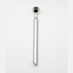Rouleau de Derma de Microneedling en titane de marque privée 105 broches pour la <span class=keywords><strong>repousse</strong></span> des <span class=keywords><strong>sourcils</strong></span> - Product Image 4
