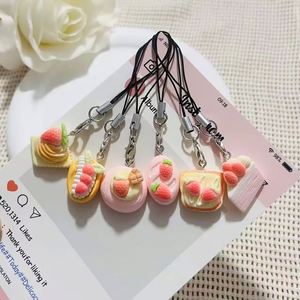 Pendentif gâteau dessin animé mignon en résine, breloque pour sac, cordon de suspension, porte-clés DIY - Product Image 1