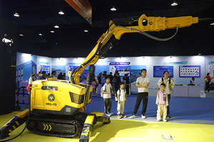 複数の機能と強力な破壊能力を備えた装飾的な高効率解体ロボット（山東省製） - Product Image 3