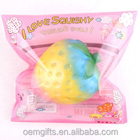 Unionpromo Boule anti-stress en PU parfumée à la crème sucrée à la fraise mignonne à montée lente