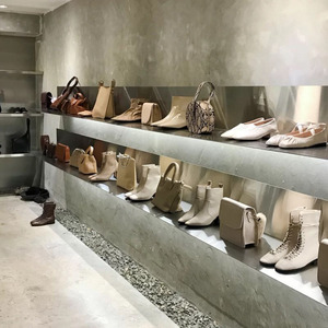 Kainice Présentoir à chaussures personnalisé <span class=keywords><strong>pour</strong></span> la vente au détail <span class=keywords><strong>Bar</strong></span> éclairé par LED Étagère <span class=keywords><strong>murale</strong></span> en acier inoxydable Décoration intérieure <span class=keywords><strong>pour</strong></span> la vente de magasins - Product Image 2