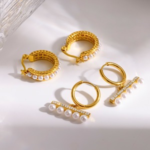 ต่างหูห่วงมุก ชุบทอง 18k สแตนเลสสตีล แบบฝังเพชร สำหรับใส่ทุกวัน เครื่องประดับผู้หญิง TE60705 - Product Image 1