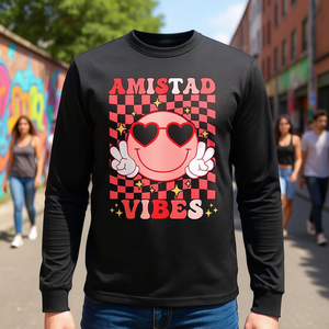 Camiseta de manga larga Amistad Vibes Smile Face con diseño a cuadros rojos - Product Image 3
