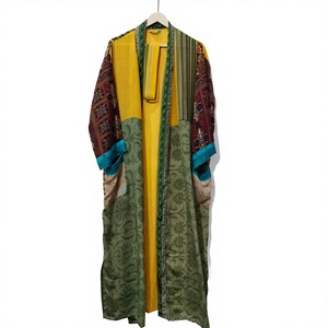 Kimono Vintage 100% Seda Sari para Mujer, Hecho a Mano, Estilo Boho Chino, Camisón Largo, Talla Única, Prenda de Verano de Lujo con Cuello en V - Product Image 1