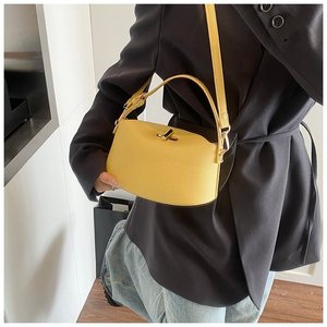 กระเป๋าสะพายข้างแบบมือถือใหม่2025สไตล์เกาหลีกระเป๋าถือหนังหรูหราสำหรับผู้หญิงกระเป๋าเหยือกแบบเรียบง่ายแบรนด์เฉพาะ - Product Image 1