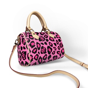 Mini <span class=keywords><strong>sac</strong></span> <span class=keywords><strong>beige</strong></span> Hello Kitty camouflage, <span class=keywords><strong>sac</strong></span> à bandoulière mignon, <span class=keywords><strong>sac</strong></span> à fermeture éclair, <span class=keywords><strong>sac</strong></span> portable pour <span class=keywords><strong>femme</strong></span>, <span class=keywords><strong>sac</strong></span> à main Kitty, <span class=keywords><strong>sac</strong></span> Boston - Product Image 2