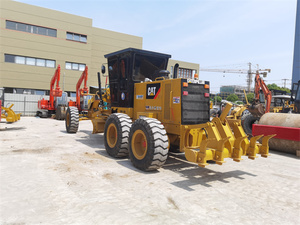 Niveleuse Caterpillar CAT 120H d'occasion, 12 tonnes, d'origine japonaise, en stock, robuste pour la construction routière, à vendre - Product Image 2