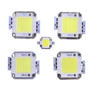 Hot bán 50W & 100W <span class=keywords><strong>COB</strong></span> <span class=keywords><strong>LED</strong></span> Diode đèn ánh sáng 9V <span class=keywords><strong>32V</strong></span> Đèn pha chip với nhôm tản nhiệt & Chip hạt - Product Image 1