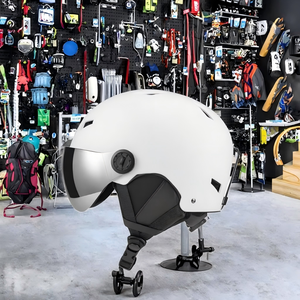 Maßgefertigter ABS+EPS Skihelm mit Integrierter Skibrille und Unsichtbarem Gehörschutz Universell in Europäischem Lagerbestand - Product Image 2
